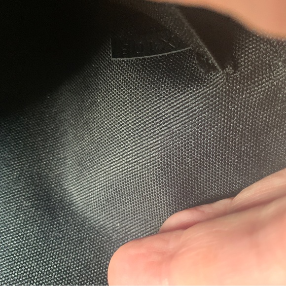 LOUIS VUITTON FE’LUCIE POCHETTE - Picture 7 of 9